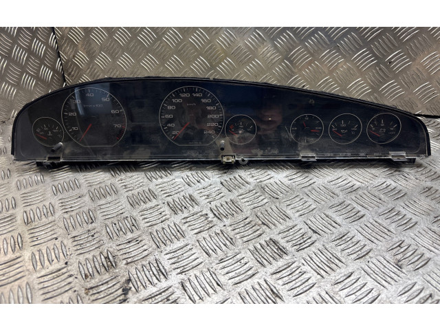 Přístrojová deska Audi A6 S6 C4 4A 1986 88311219, 88311178