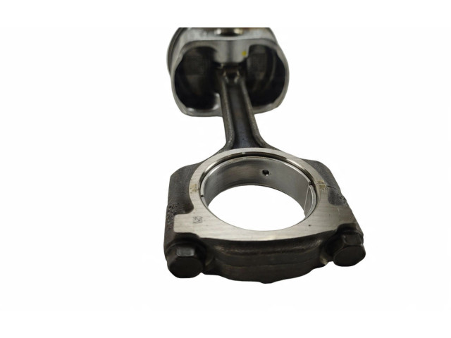 Поршень 475331 Dacia Lodgy