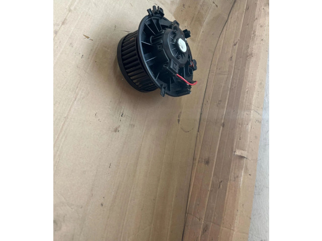 Вентилятор печки 5WB819021A Volkswagen Golf VIII