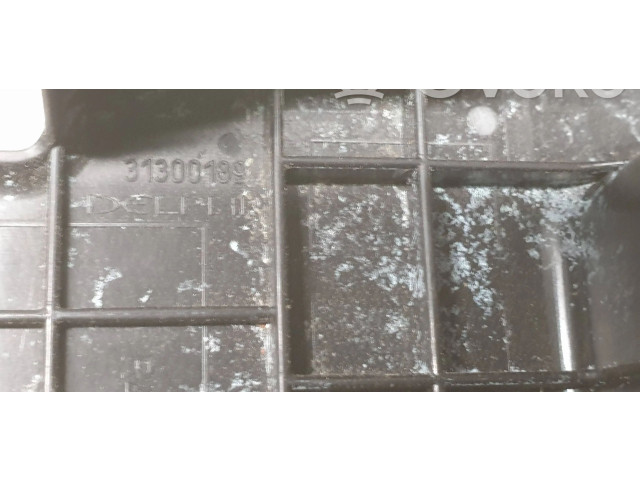 Блок предохранителей 31300189   Volvo V70    