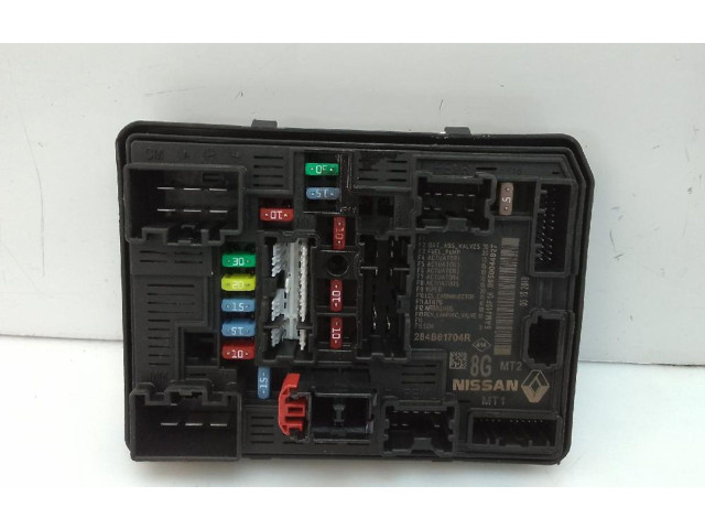 Блок предохранителей 284b61704r Renault Clio V