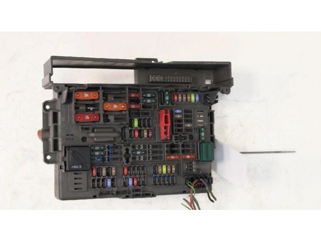 Pojistková skříňka BMW 3 E92 E93 2006