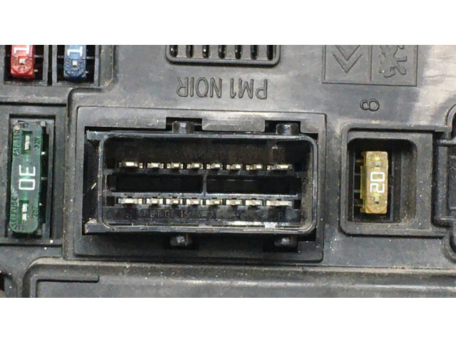 Блок предохранителей EP1NOIR Citroen C5