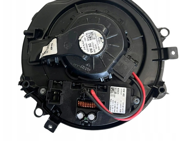 Вентилятор печки    5WC819021   Audi e-tron