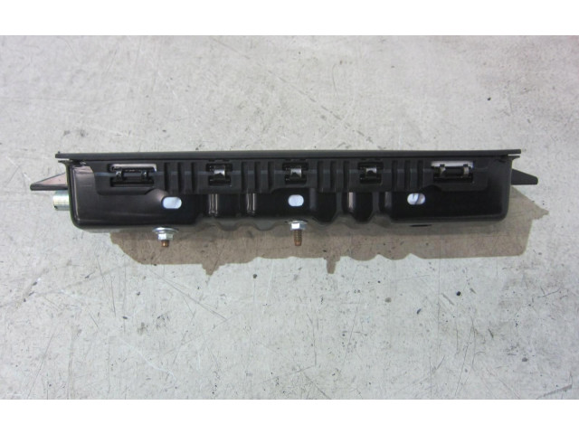 Подушка безопасности для колен 72129363844   BMW X3 G01