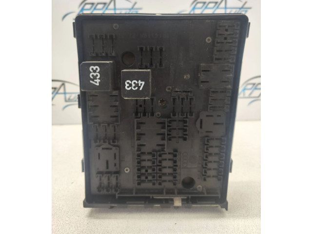 Pojistková skříňka 1K0937124K Volkswagen Caddy 2009