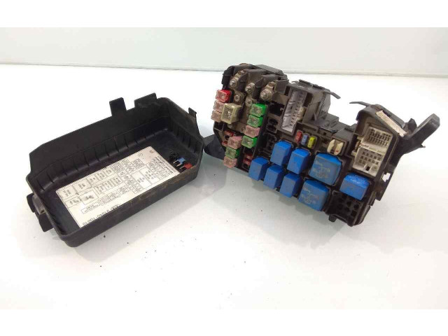 Блок предохранителей 919401G010   KIA Rio    