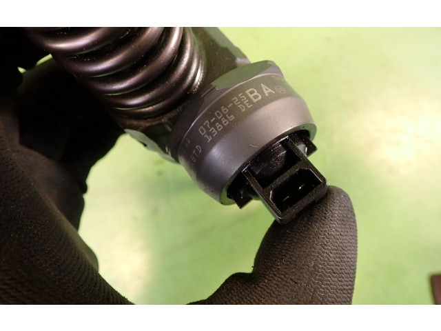 Форсунка Skoda Octavia Mk2 (1Z)