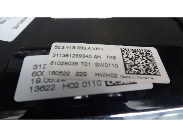 Руль Skoda Fabia Mk4 (6VA) 2021 - года 5E3419093A