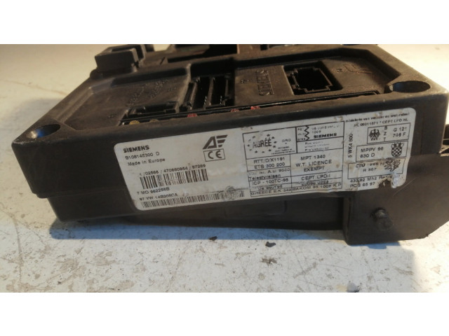 Блок предохранителей S108145300, S108152001 Ford Galaxy