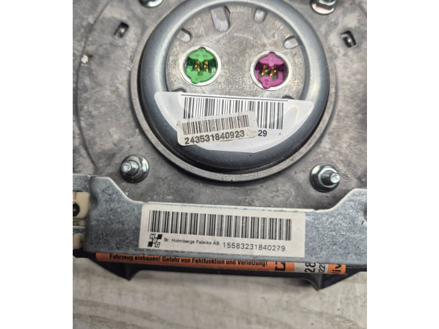 Подушка безопасности водителя 8686288, 15583231840279   Volvo V70