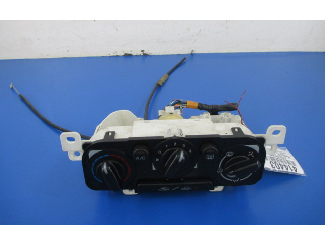 Блок управления климат-контролем    Mazda 323