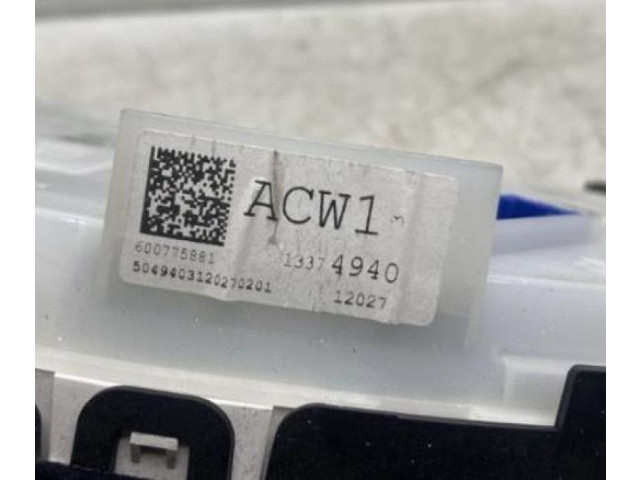 Přístrojová deska Opel Zafira C 2012