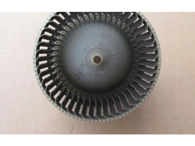 Вентилятор печки Jeep Cherokee III KJ