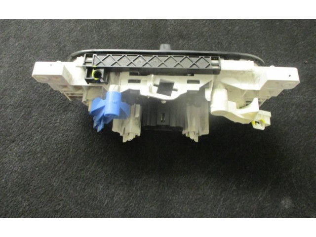 Блок управления климат-контролем    Dacia Logan I