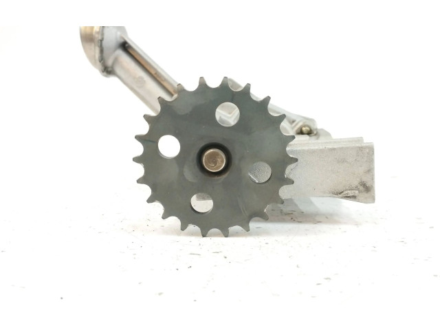 Масляный насос  K9K768 8200307174, 7700600532  Renault Clio III 