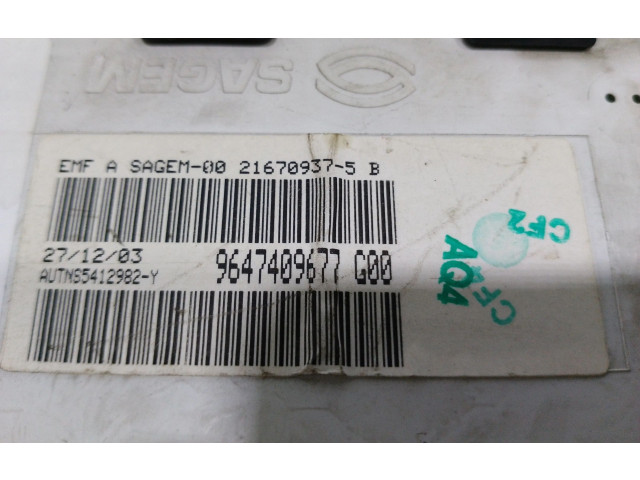 Дисплей 9647409677, 21670937 Citroen Xsara