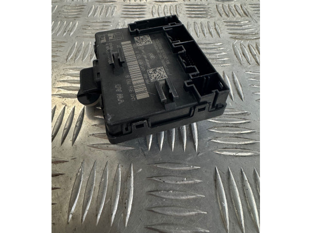 Řídící jednotka 4M1959793B   Audi Q7 4M 2016