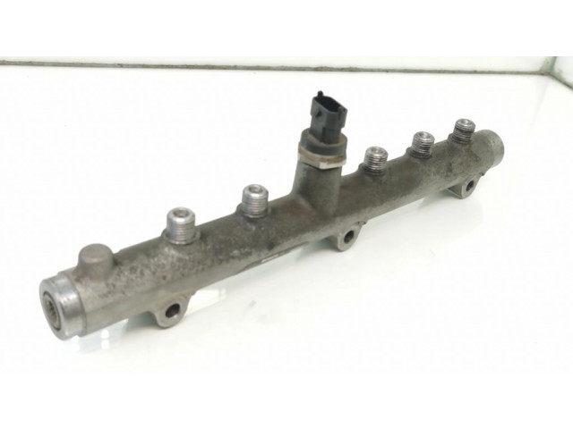 Vstřikovací lišta 0445214198, 314004A450 Hyundai H-1 - Starex pro naftový motor 2.5