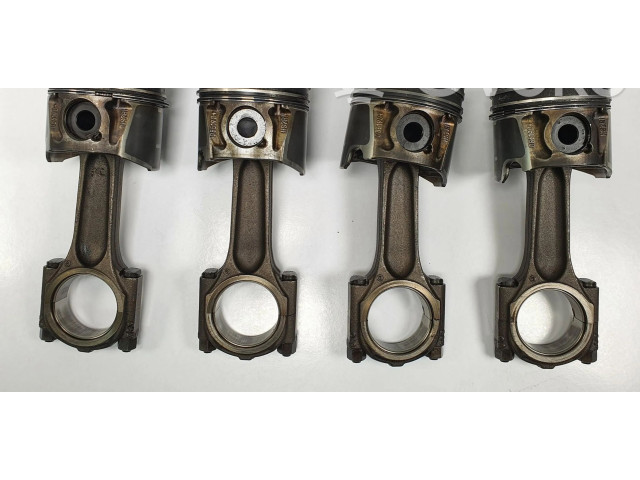  Поршень с шатуном  085190  Volvo V50  