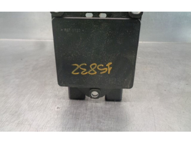 Блок подушек безопасности 6S6T14B056KC, 5WK43586   Ford Fusion