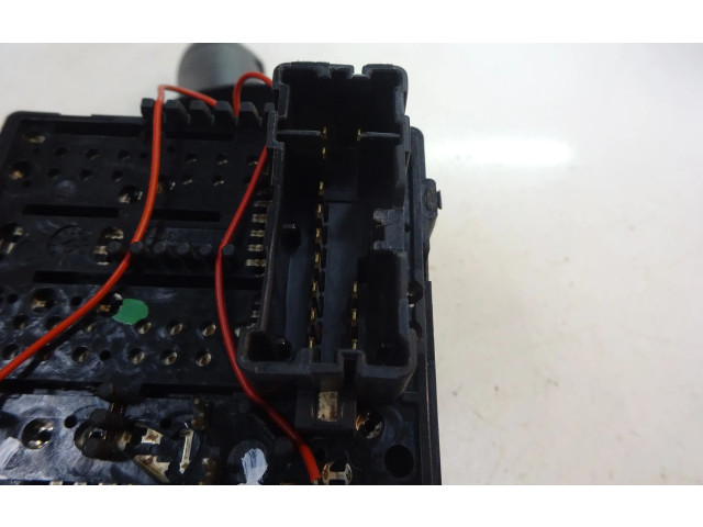 Ручка стеклоочистителей    Dacia Logan Pick-Up