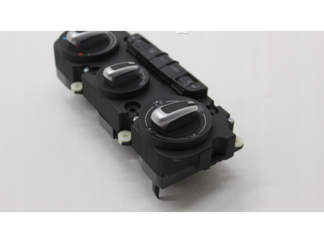 Блок управления климат-контролем 8U0820047G Audi Q3 8U