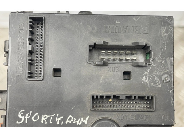 Pojistková skříňka Řídící jednotka BSM BCMX44L3, 8200874483A   Renault Twingo II 2008