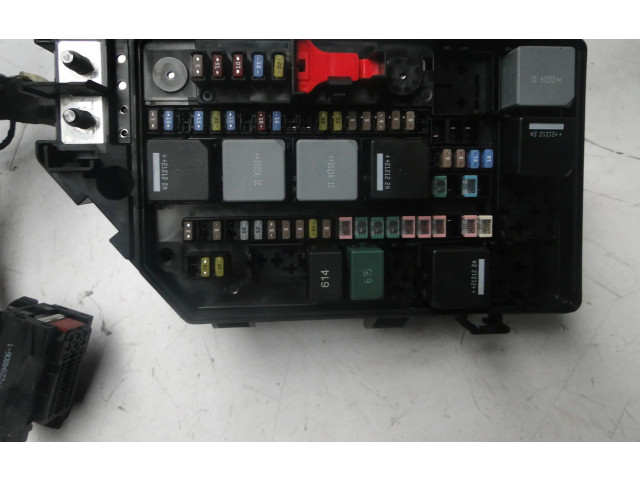 Блок предохранителей  31473880, 31473880   Volvo XC40    