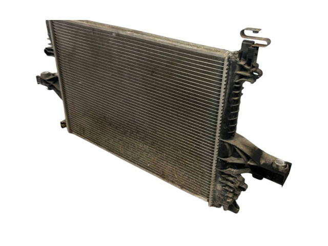 Радиатор охлаждающей жидкости    Volvo V70 2007