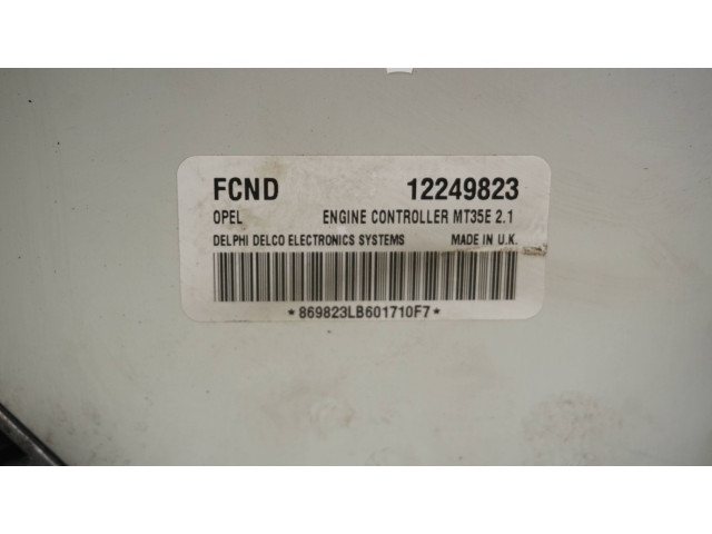 Блок управления двигателем Блок управления 12249823 Opel Meriva A