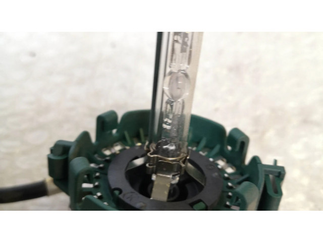 Ксеноновая лампочка