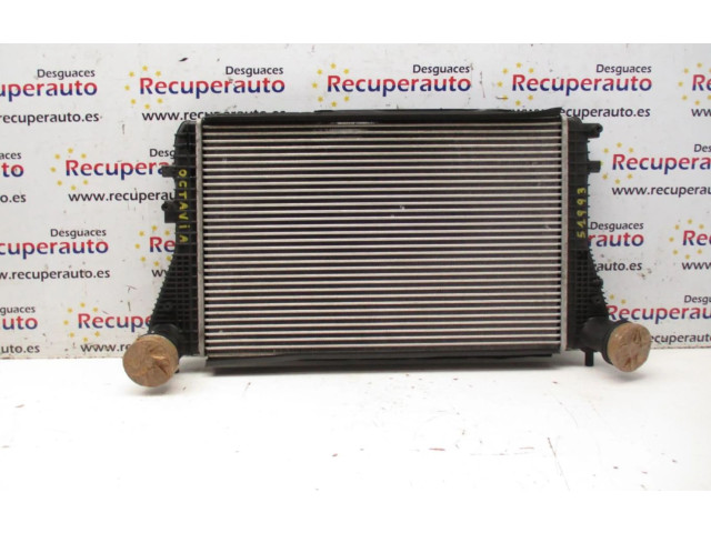 Радиатор интеркулера 1K0145803 Skoda Octavia Mk2 (1Z)