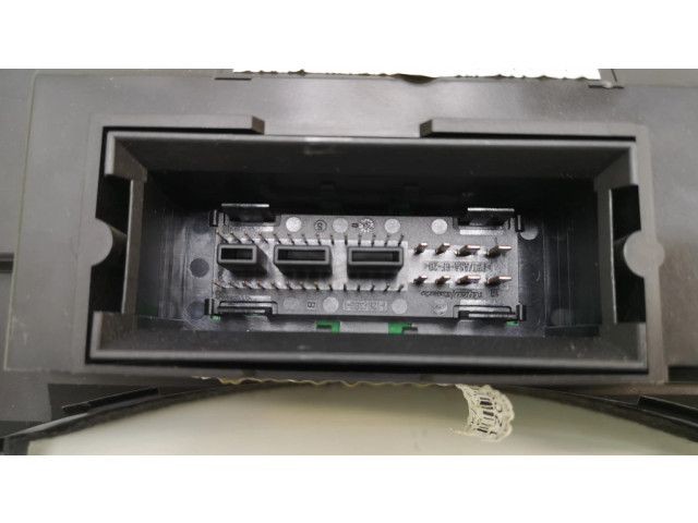 Панель приборов 1Z0920810E, A2C53106514 Skoda Octavia Mk2 (1Z)