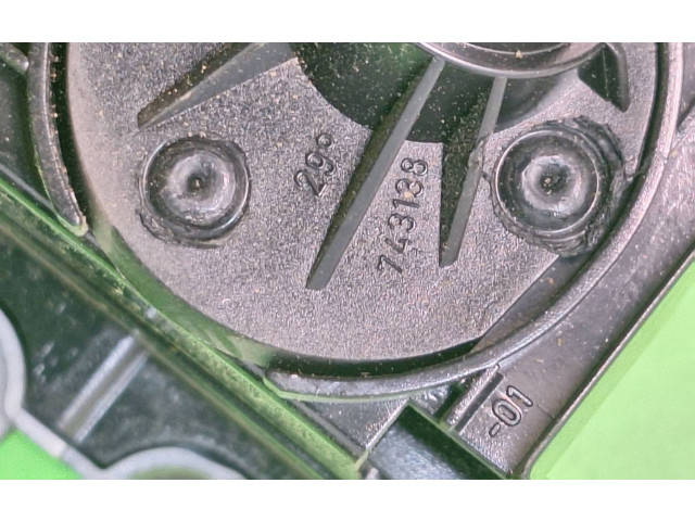 Блок управления климат-контролем 74731001 Volkswagen Caddy