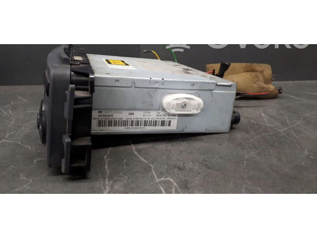 Pojistková skříňka Радио/ проигрыватель / навигация A4548200379 Smart ForFour I 2005