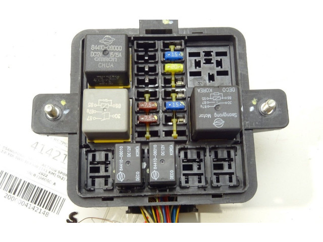 Блок предохранителей 82160-32121 SsangYong Actyon sports I