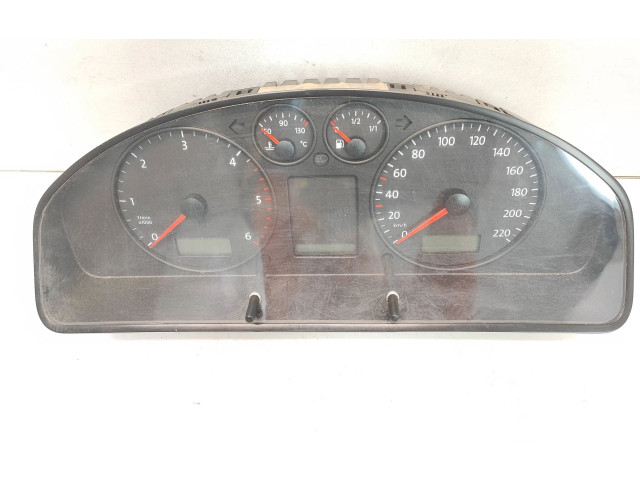 Přístrojová deska Volkswagen Transporter - Caravelle T5 2008 7H0920851S, 110080204137