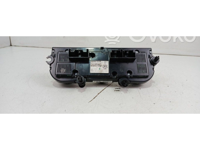 Блок управления климат-контролем Volkswagen Golf VII