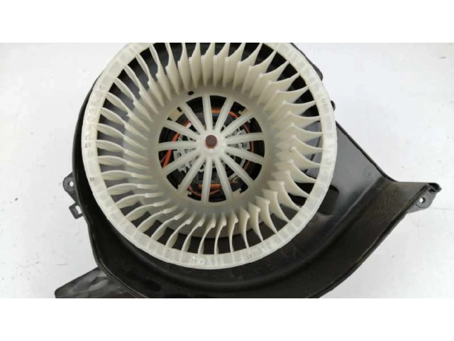 Вентилятор печки 6R1819015A Audi A1
