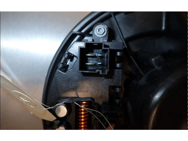 Вентилятор печки 5Q1819021J Volkswagen Golf VII