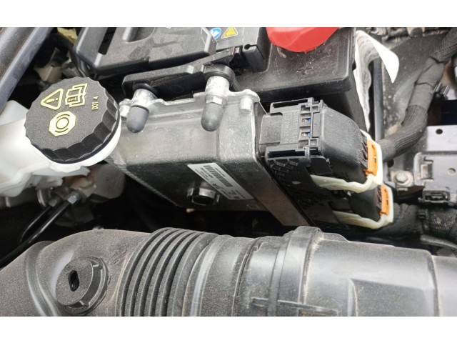 Блок управления двигателем ECU       Renault Sandero II  2013 -  года   