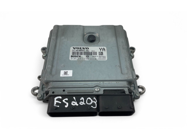 Блок управления двигателем Блок управления 31303095AC, 0281016616   Volvo V70