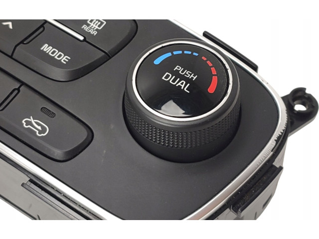 Блок управления климат-контролем 972502P525 KIA Sorento