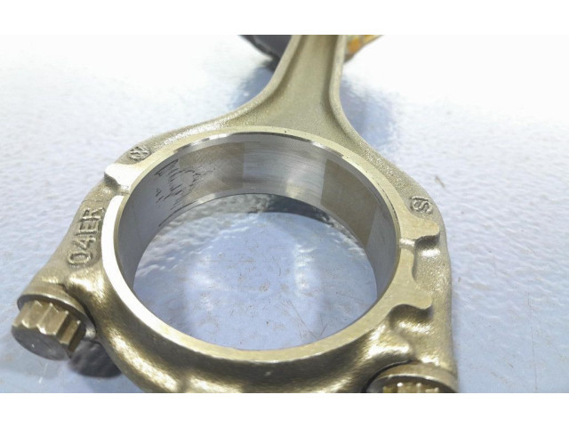  Поршень    Skoda Octavia Mk3 (5E)  