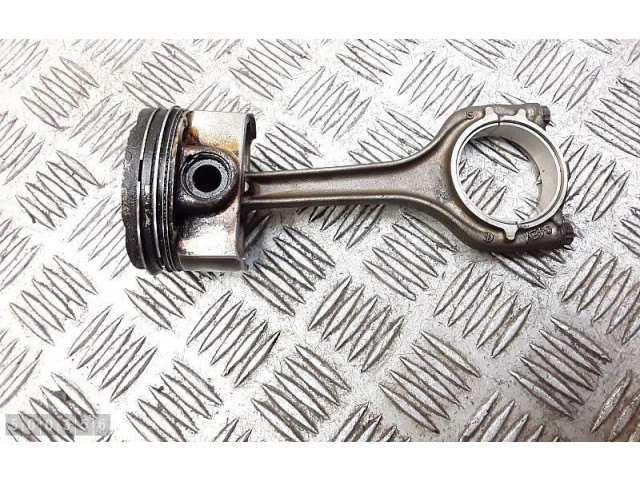 Поршень с шатуном Volkswagen Golf VII