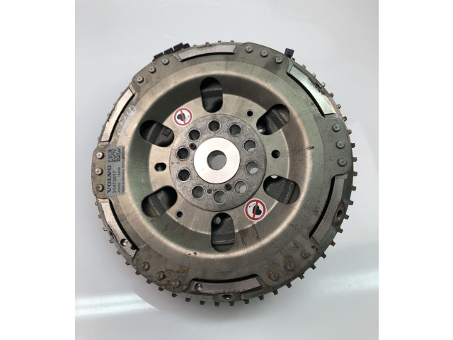 Генератор 31473617, UK3060   Volvo XC90      