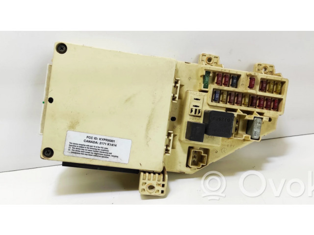 Блок предохранителей 4602219 Chrysler Stratus