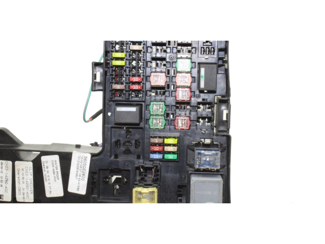 Блок предохранителей CX2314290AGC Jaguar XF X250