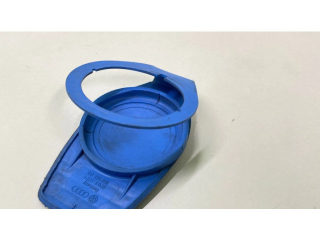 Бачок оконной жидкости    